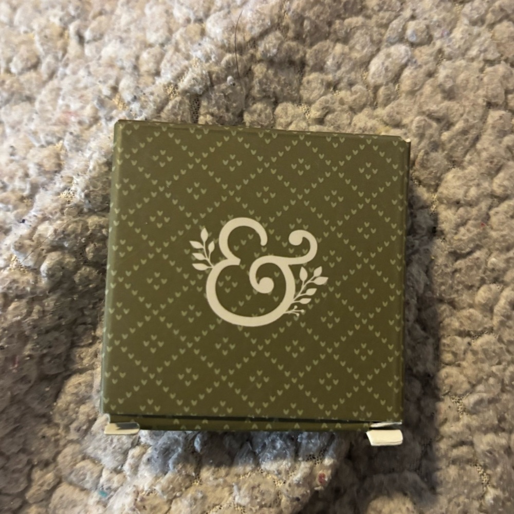 Arche Vegan Leather Stickers in Olive